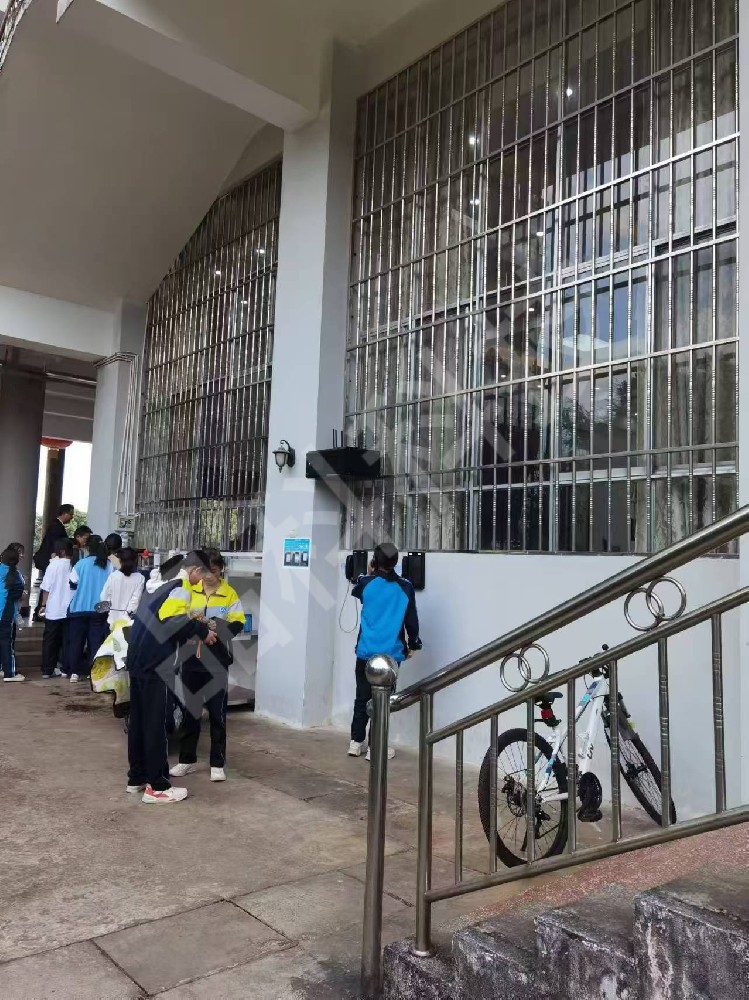 1747711627150495.jpg 1747711627150495.jpg